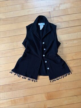 Ronni Nicole Black Beaded Hem Sleeveless Button Vest